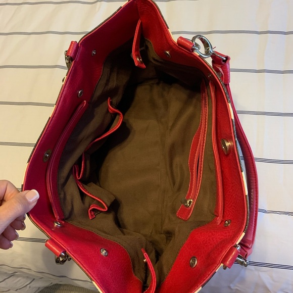 Purse - Picture 3 of 4